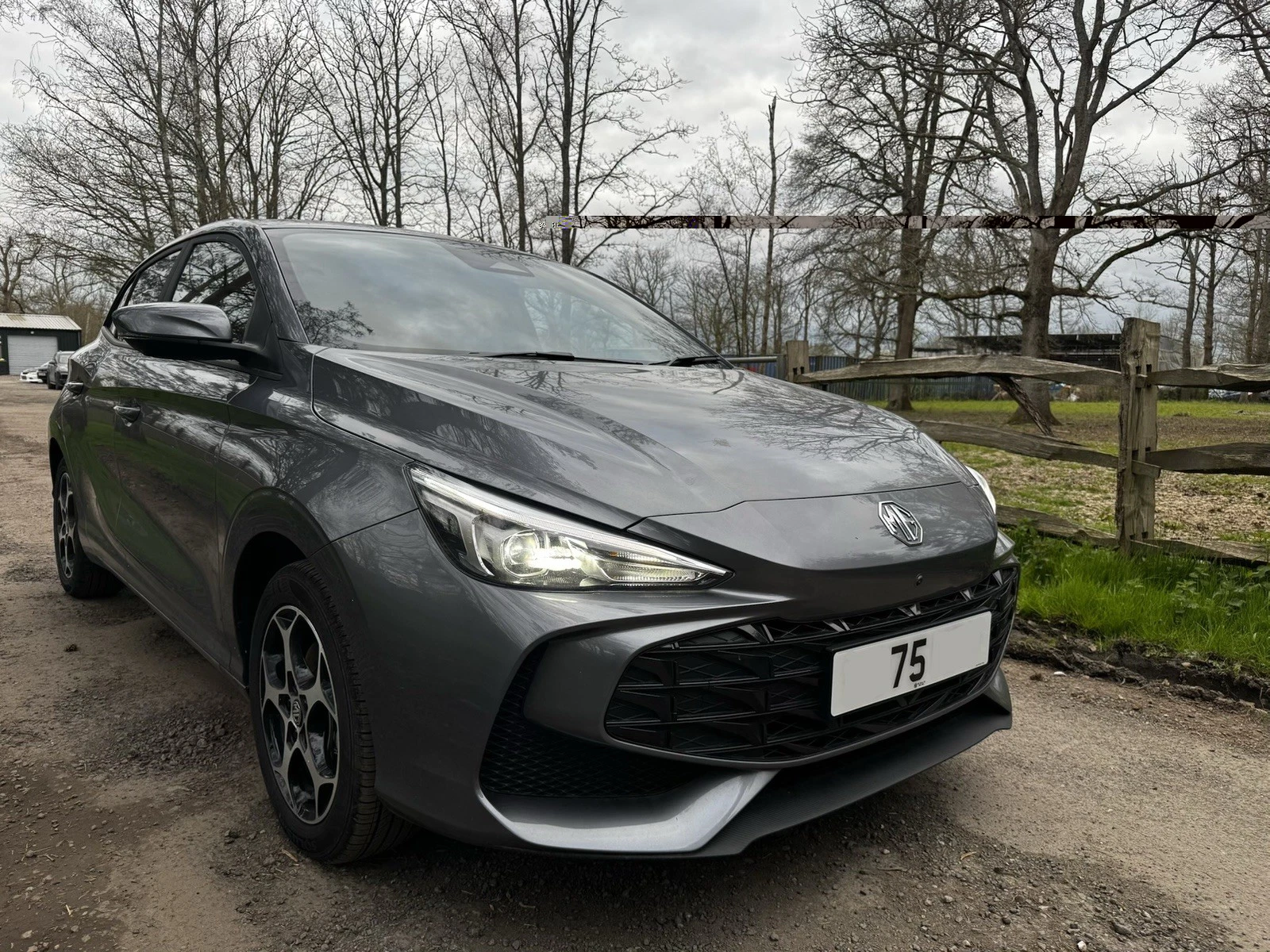 MG 3 Trophy Side View
